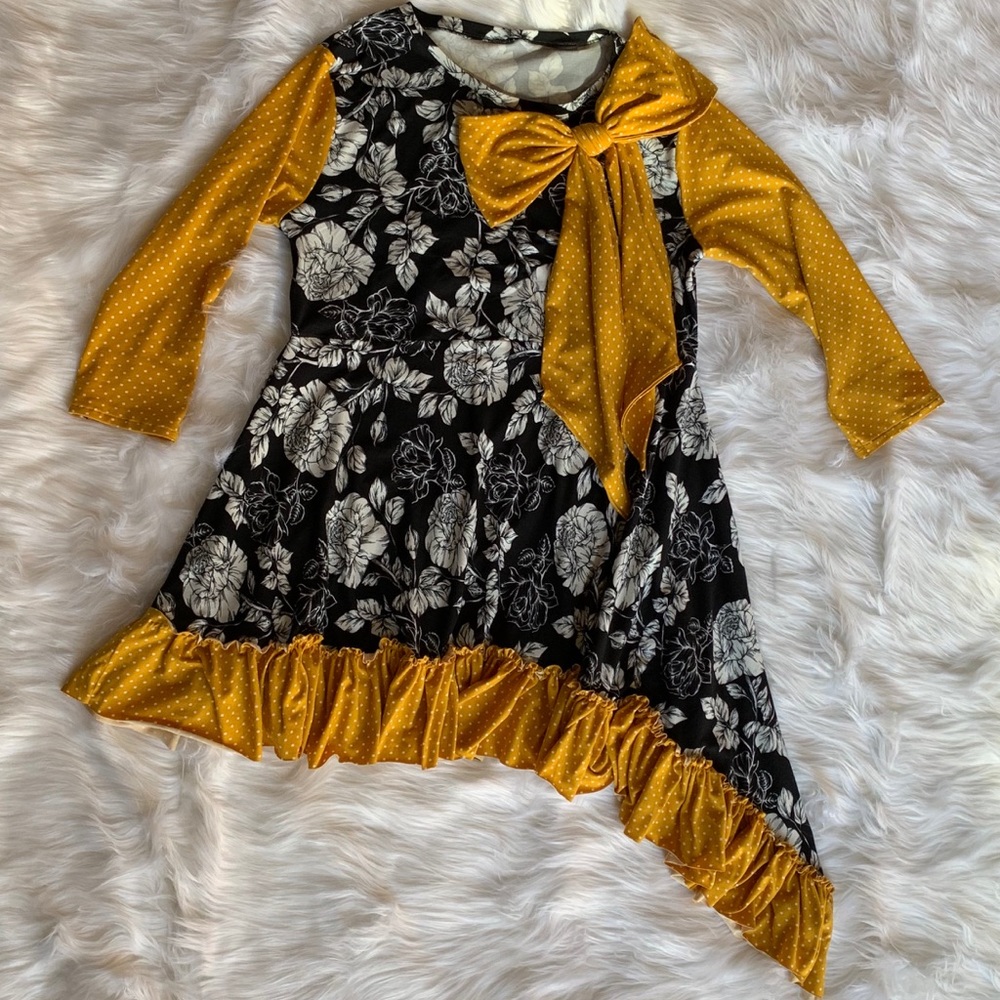 Women’s Floral Tunic Top